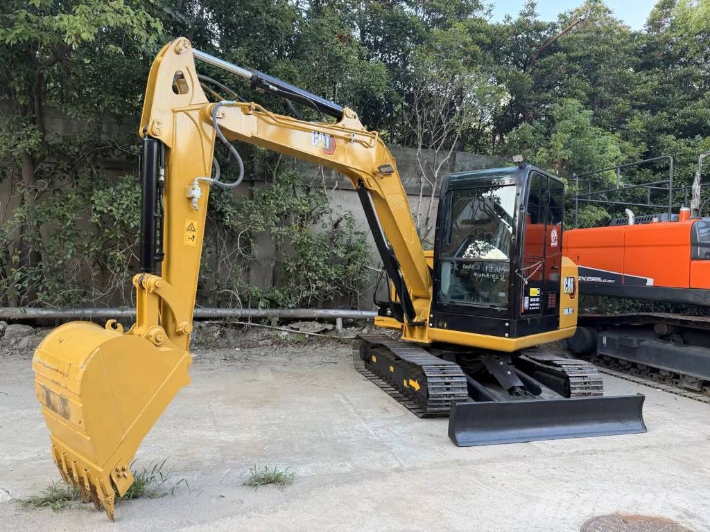 CAT 306.5E 3000 units excavators in stock 소형 굴삭기 7톤 미만