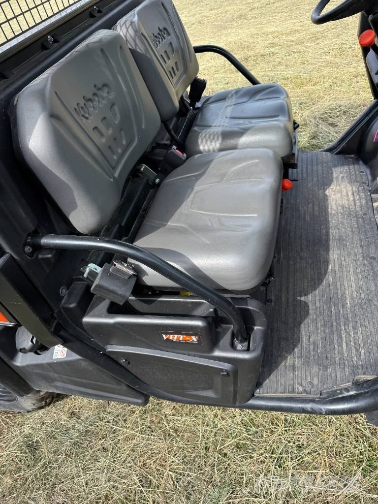 Kubota RTV-X 1110 다목적 장비