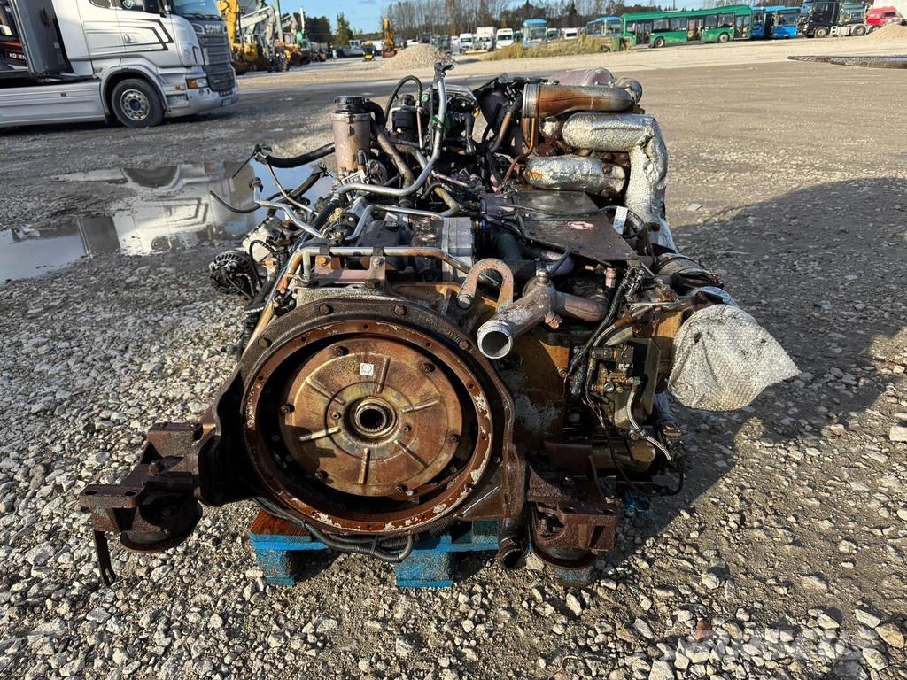 MAN D2066LUH47 ENGINE 51.25803-7879 / 0281020067 محركات