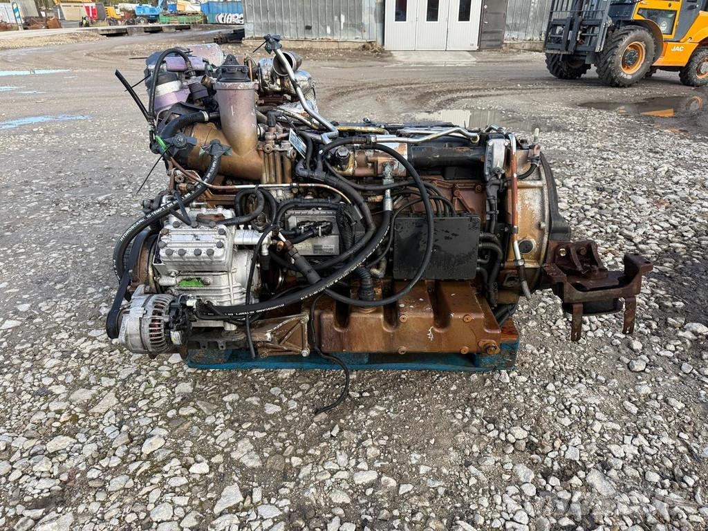 MAN D2066LUH47 ENGINE 51.25803-7879 / 0281020067 محركات