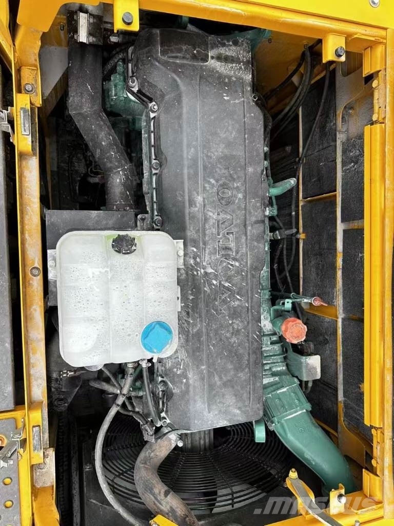 Volvo 480D 대형 굴삭기 29톤 이상