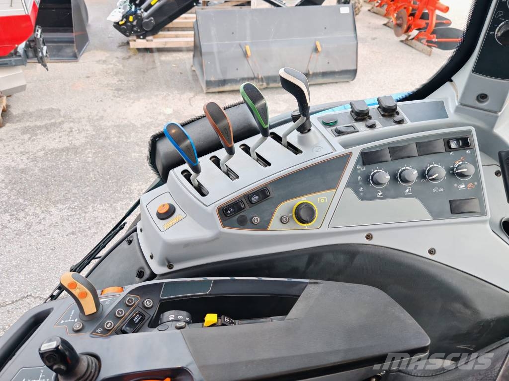 Valtra T 144 Active Ajettu vain 3000h Traktorer