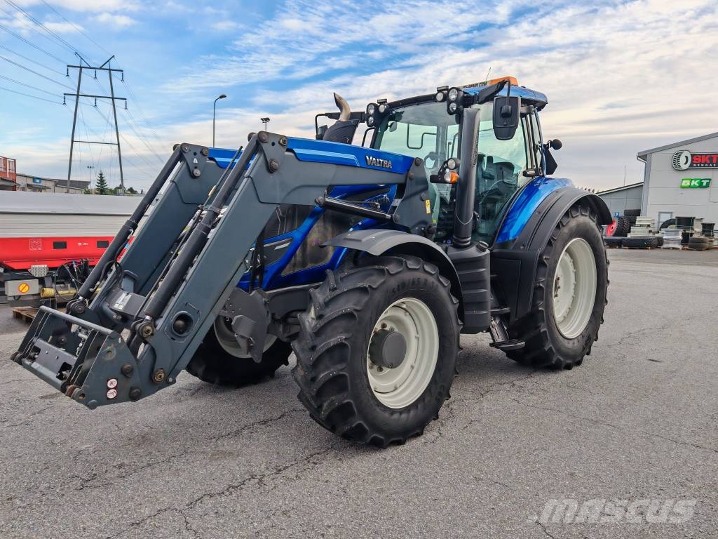 Valtra T 144 Active Ajettu vain 3000h Traktorer