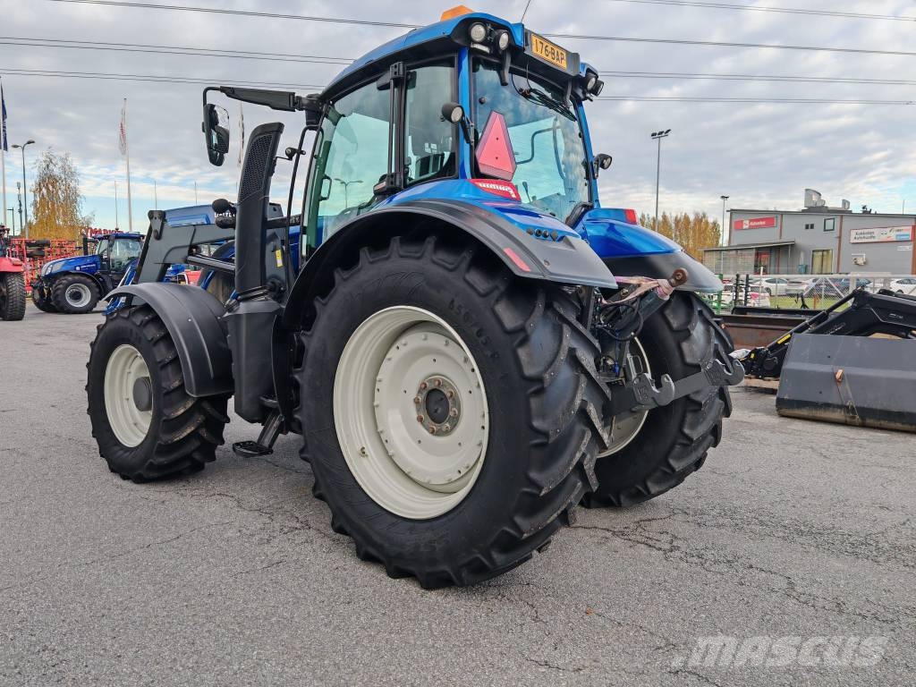 Valtra T 144 Active Ajettu vain 3000h Traktorer