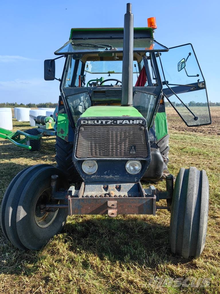 Deutz-Fahr DX 4.50 Traktoriai