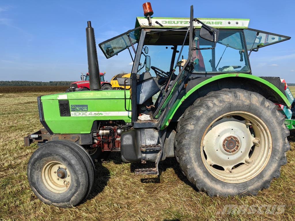 Deutz-Fahr DX 4.50 Traktoriai