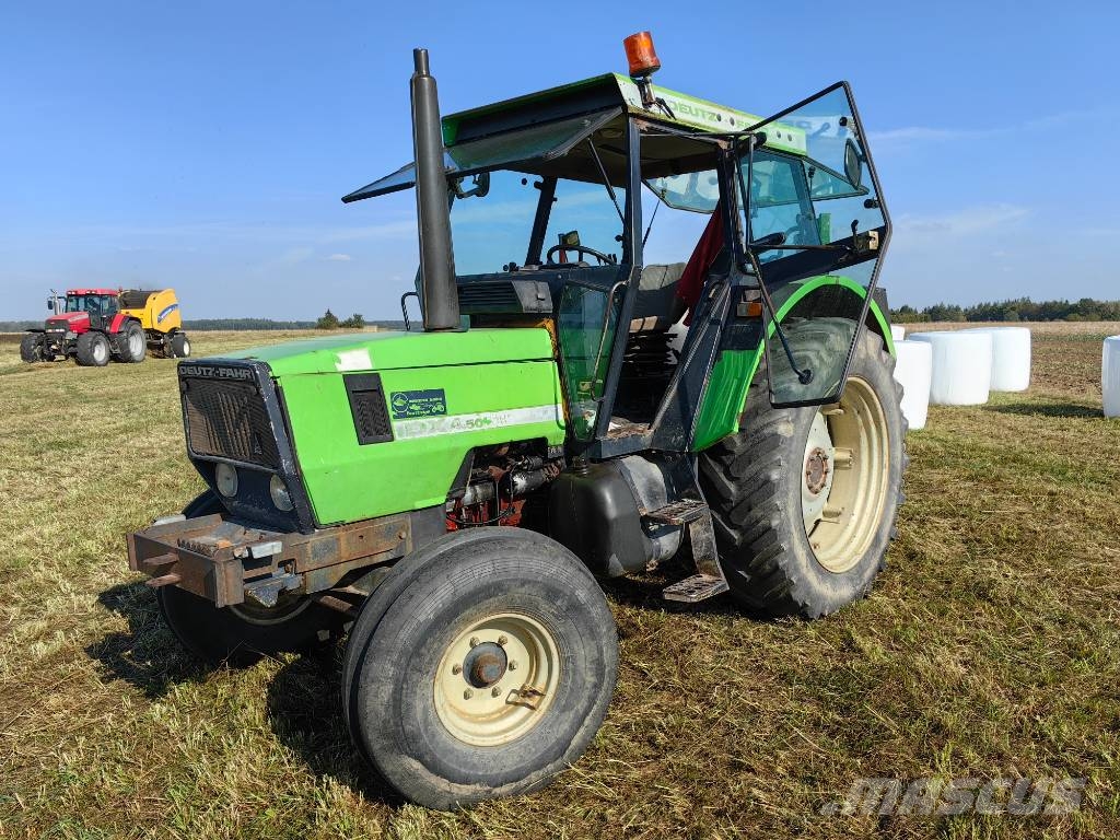 Deutz-Fahr DX 4.50 Traktoriai