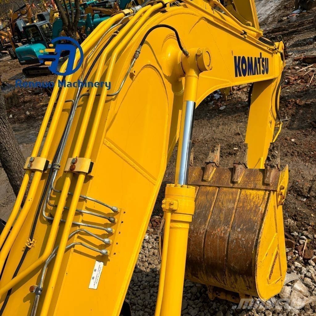 Komatsu PC 130 Гусеничні екскаватори