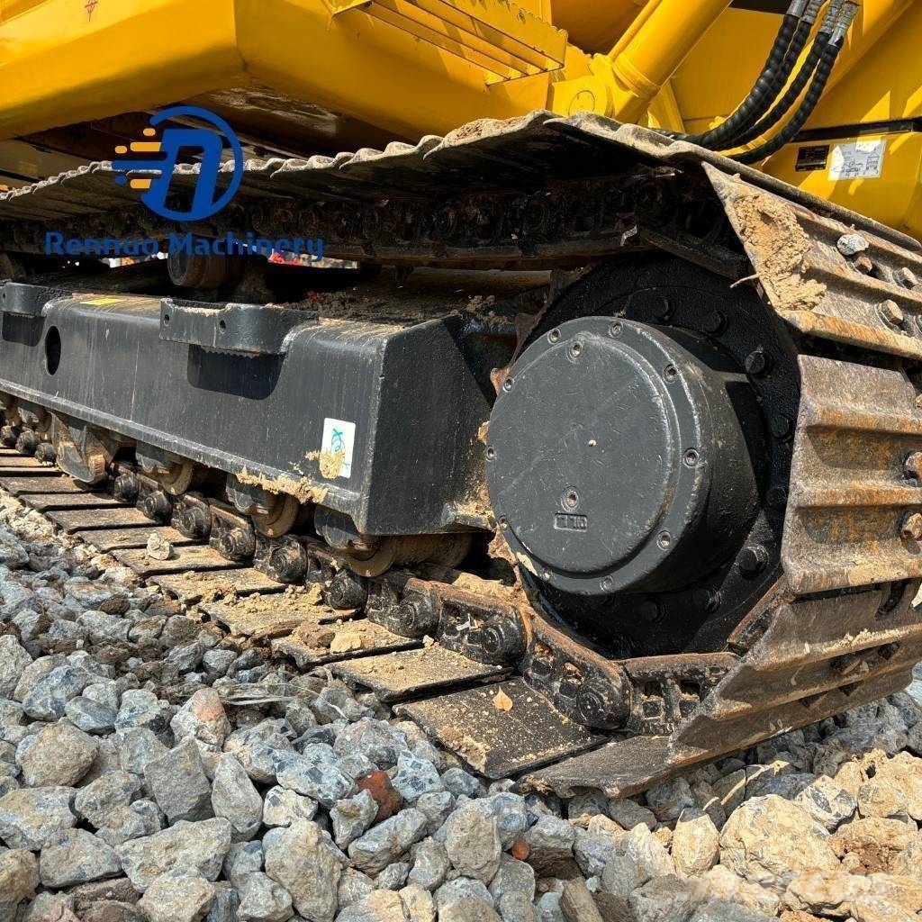Komatsu PC 130 Гусеничні екскаватори
