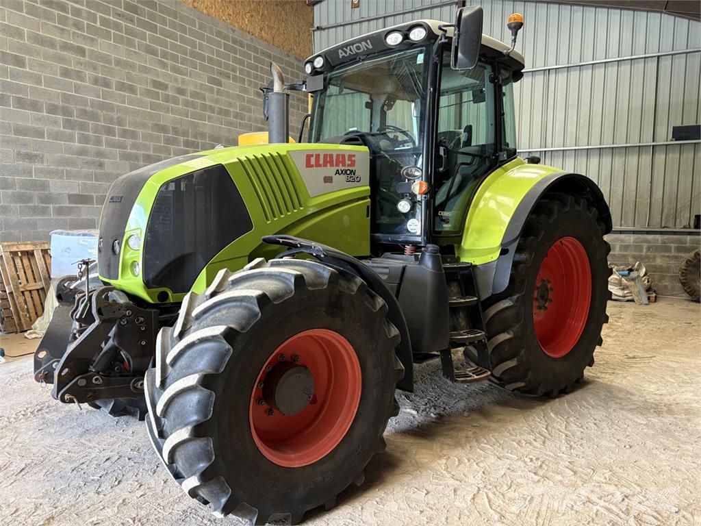 CLAAS Axion 820 C-MATIC Traktorid