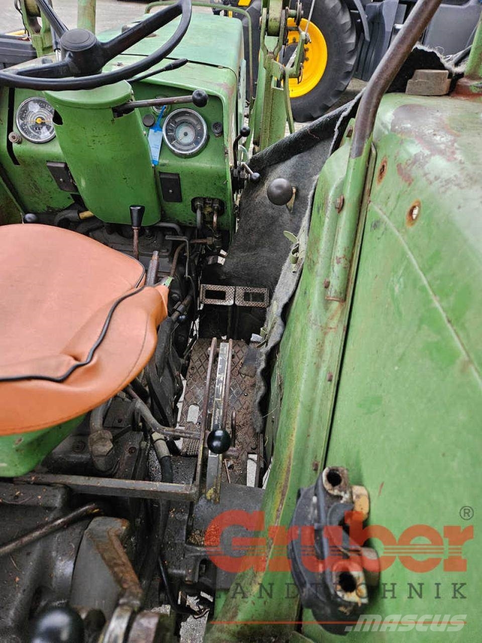 Fendt Farmer 3 S الجرارات
