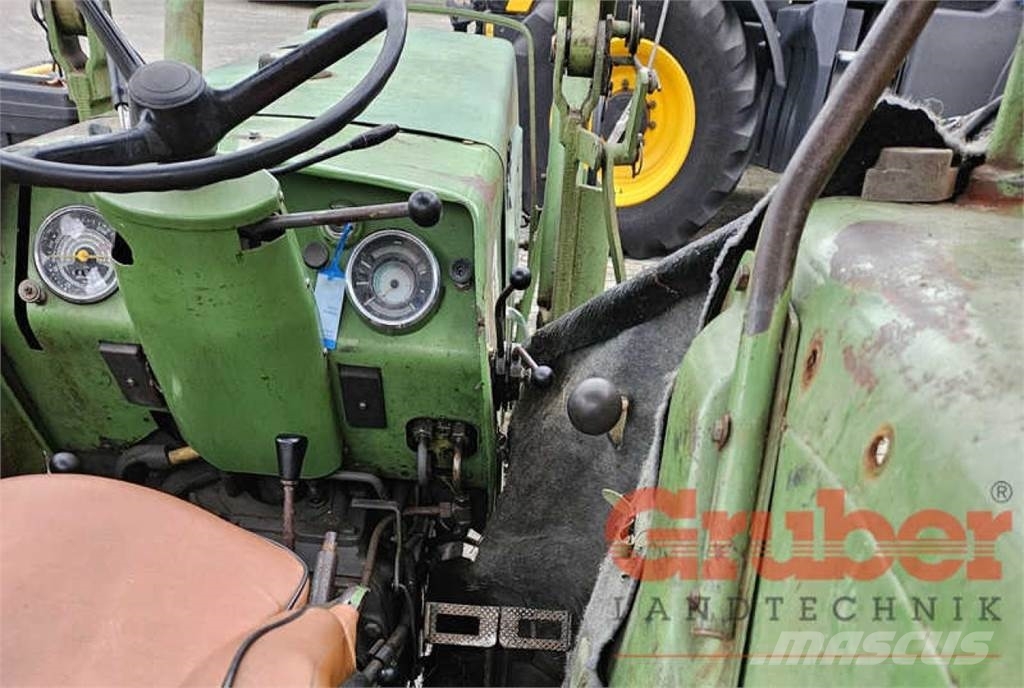 Fendt Farmer 3 S الجرارات