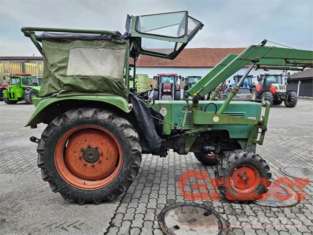Fendt Farmer 3 S الجرارات