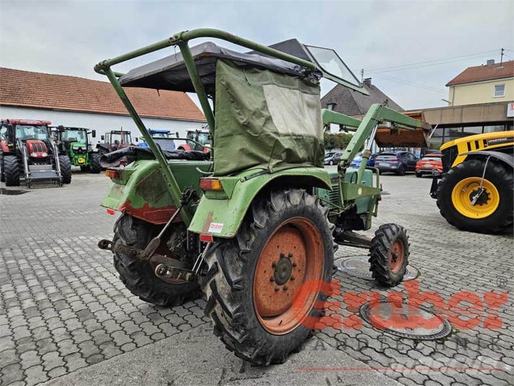 Fendt Farmer 3 S الجرارات