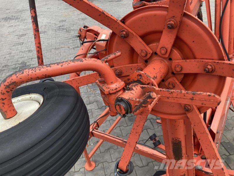 Kuhn GF 6301 MH مكابس وميبسات التبن