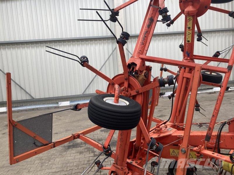 Kuhn GF 6301 MH مكابس وميبسات التبن