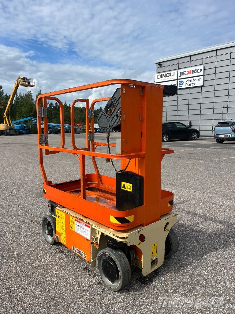 JLG 1230 ES Schaarhoogwerkers