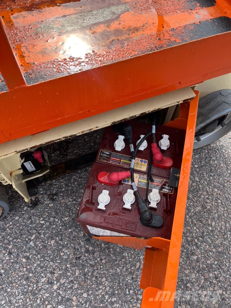 JLG 1230 ES Schaarhoogwerkers
