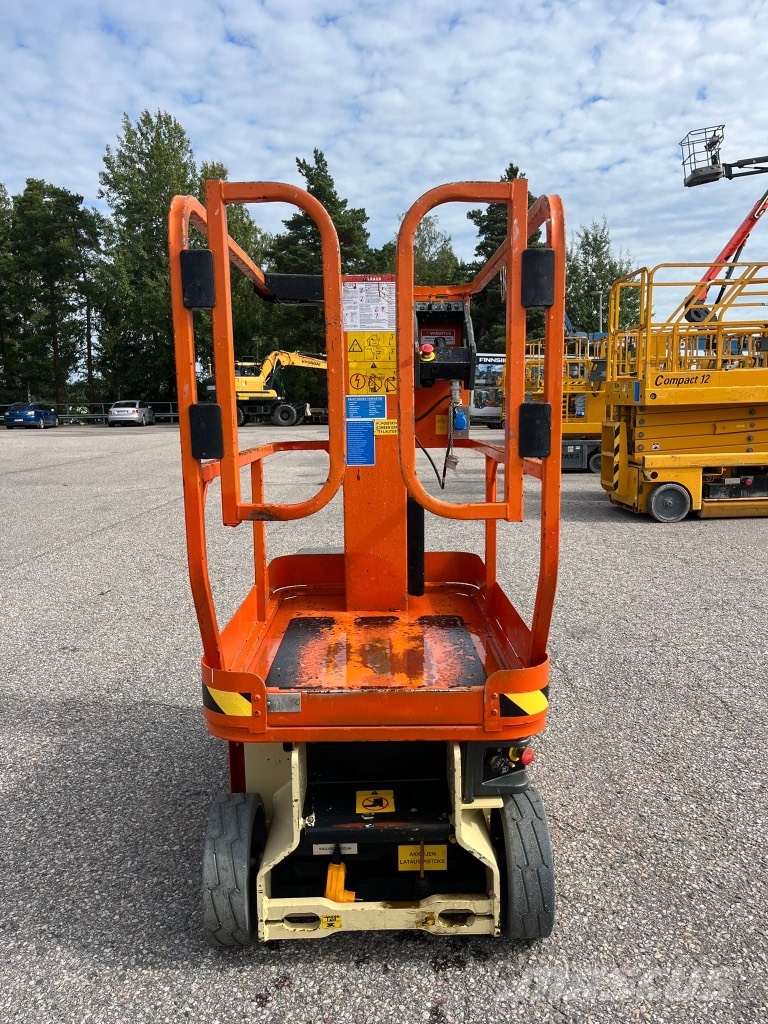JLG 1230 ES Schaarhoogwerkers