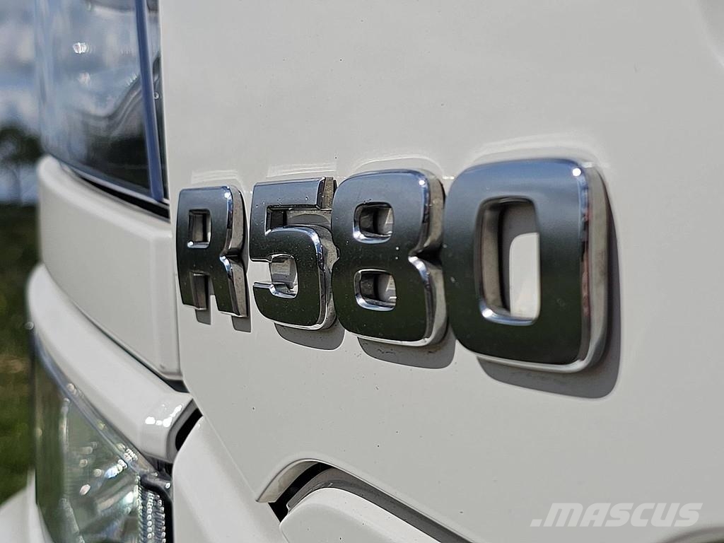 Scania R580 V8 6X4 80 TON RETARD Prime Movers