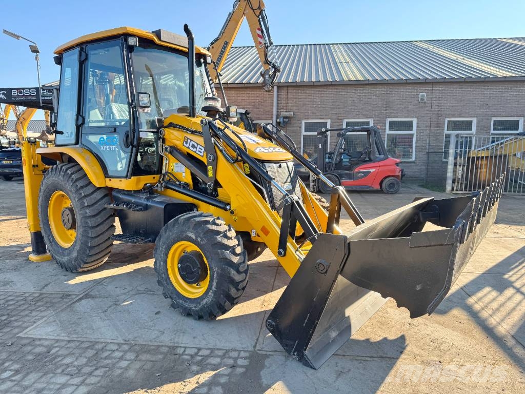 JCB 3DX / 3CX Plus 4WD - 4/1 Bucket + Hammer Kazıcı yükleyiciler - beko loder