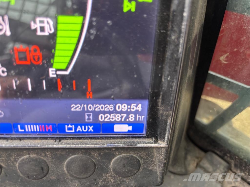 Takeuchi TL10V - 2 Κατασκευές - Άλλα