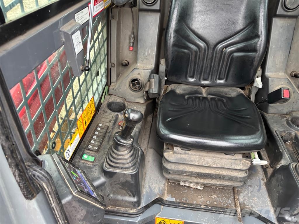 Takeuchi TL10V - 2 Κατασκευές - Άλλα