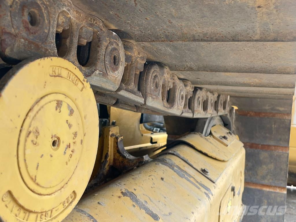 CAT D2 LGP 12A | LEICA GPS Buldozer sobre oruga