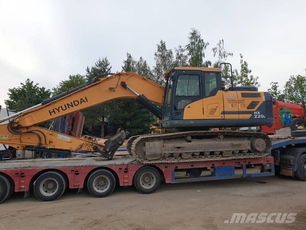Hyundai HX 220 L Roomikekskavaatorid