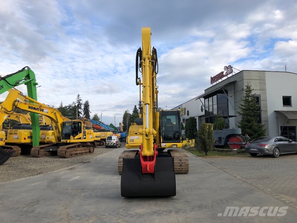 Komatsu PC210LC-11 حفارات زحافة