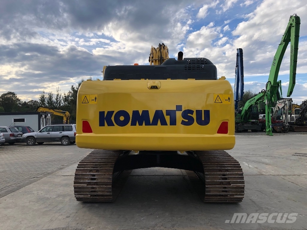 Komatsu PC210LC-11 حفارات زحافة