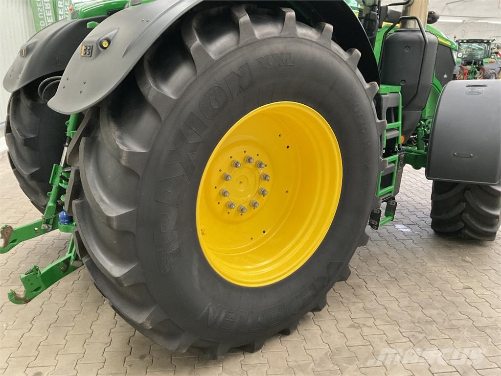 John Deere 6R 250 曳引機