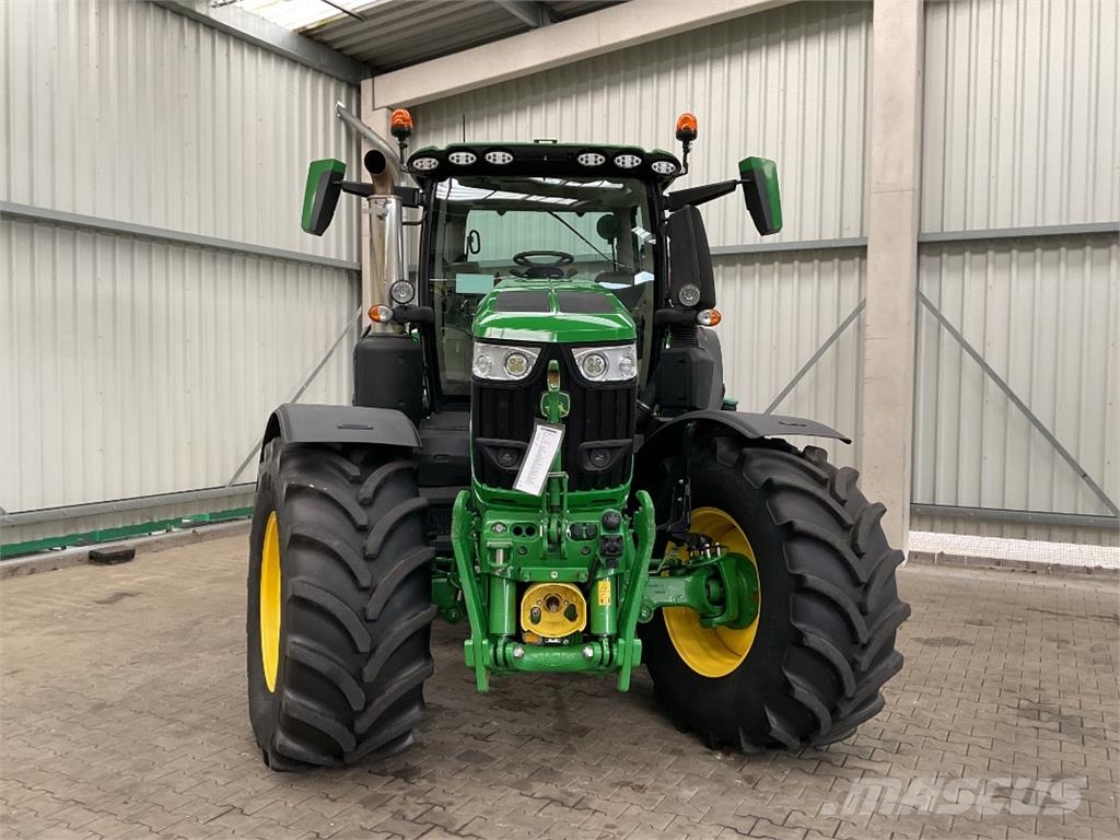John Deere 6R 250 曳引機