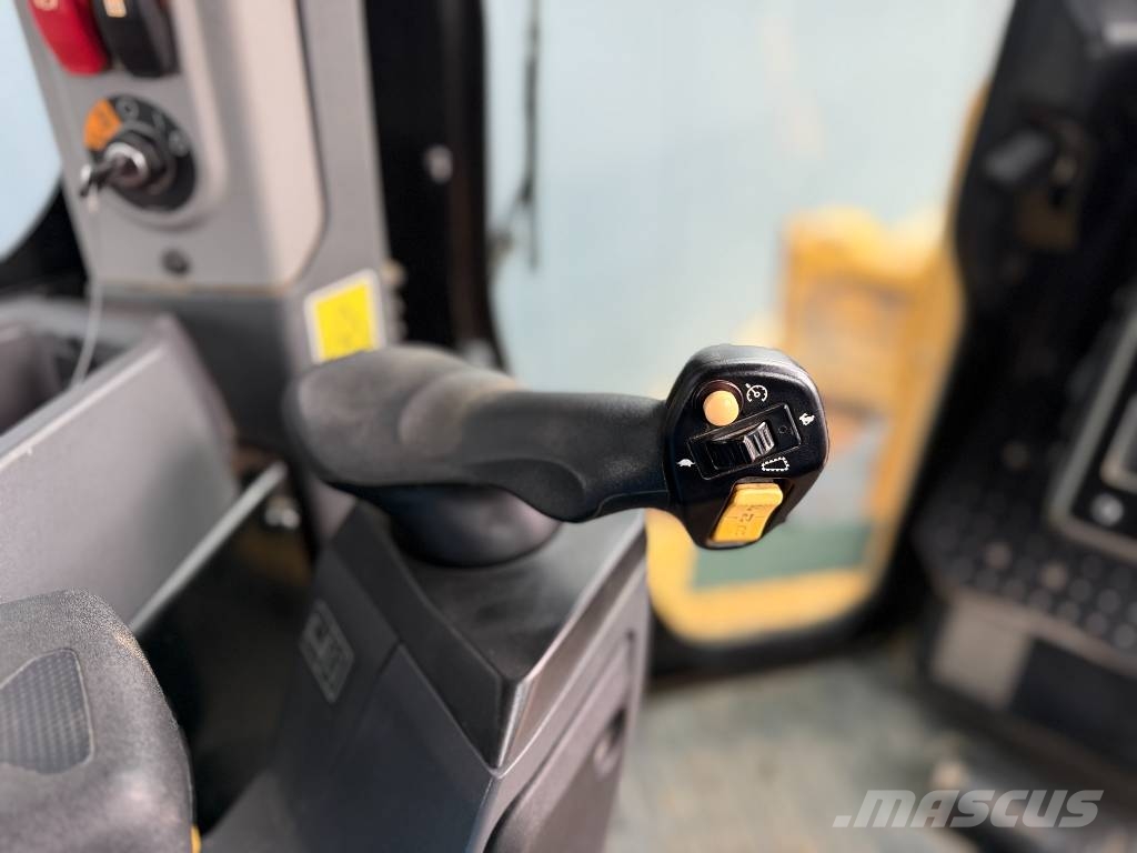 CAT D5 LGP Μπουλντόζες με ερπύστριες