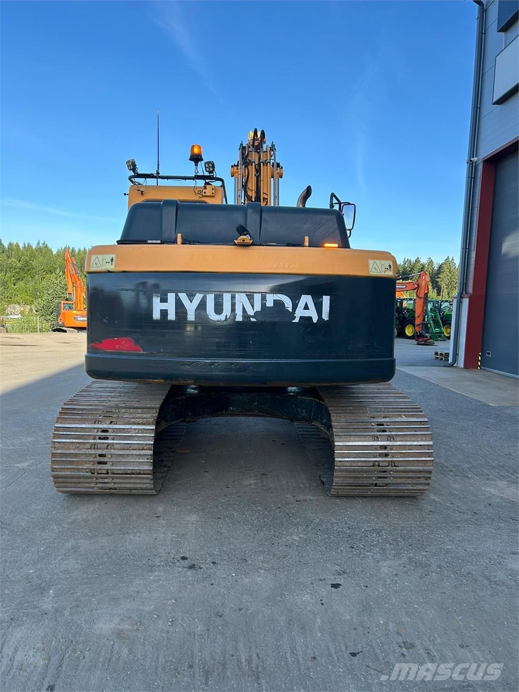 Hyundai R180LC-9A Excavadoras sobre orugas