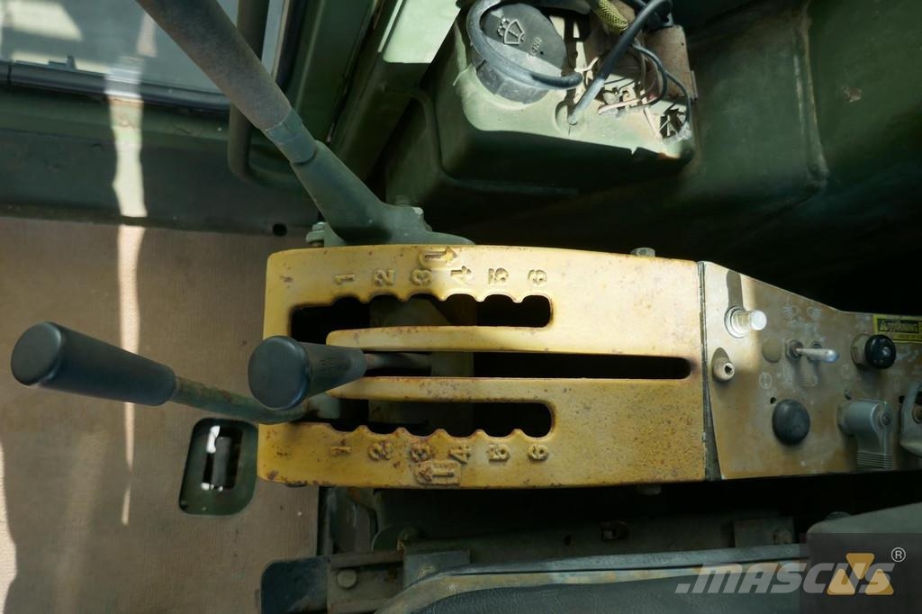 CAT 130G Ex-army Greiderid