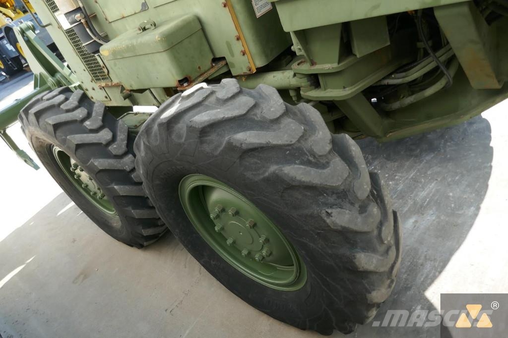 CAT 130G Ex-army Greiderid