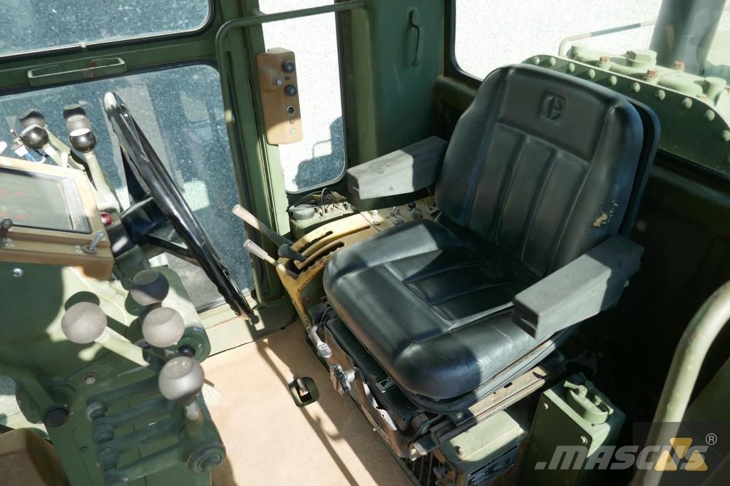 CAT 130G Ex-army Greiderid