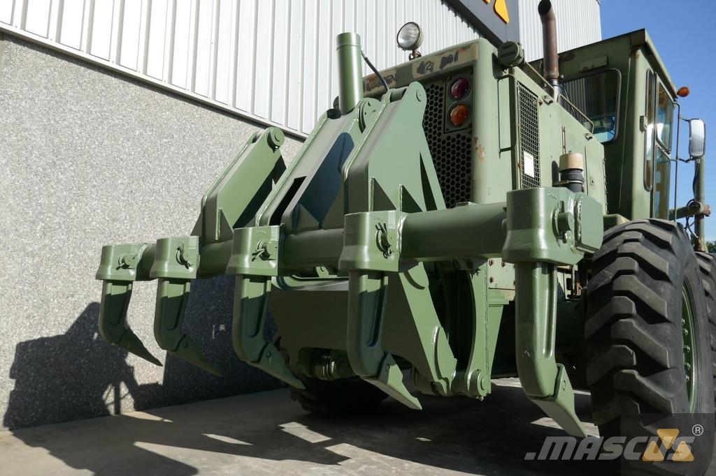 CAT 130G Ex-army Greiderid