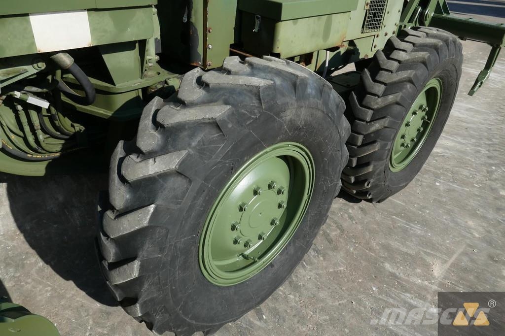 CAT 130G Ex-army Greiderid