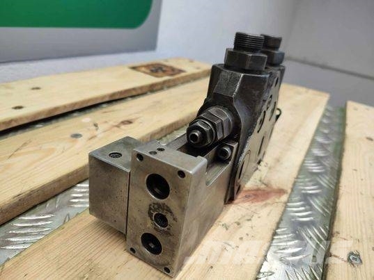 New Holland LM 5060 block distributor Hydraulik
