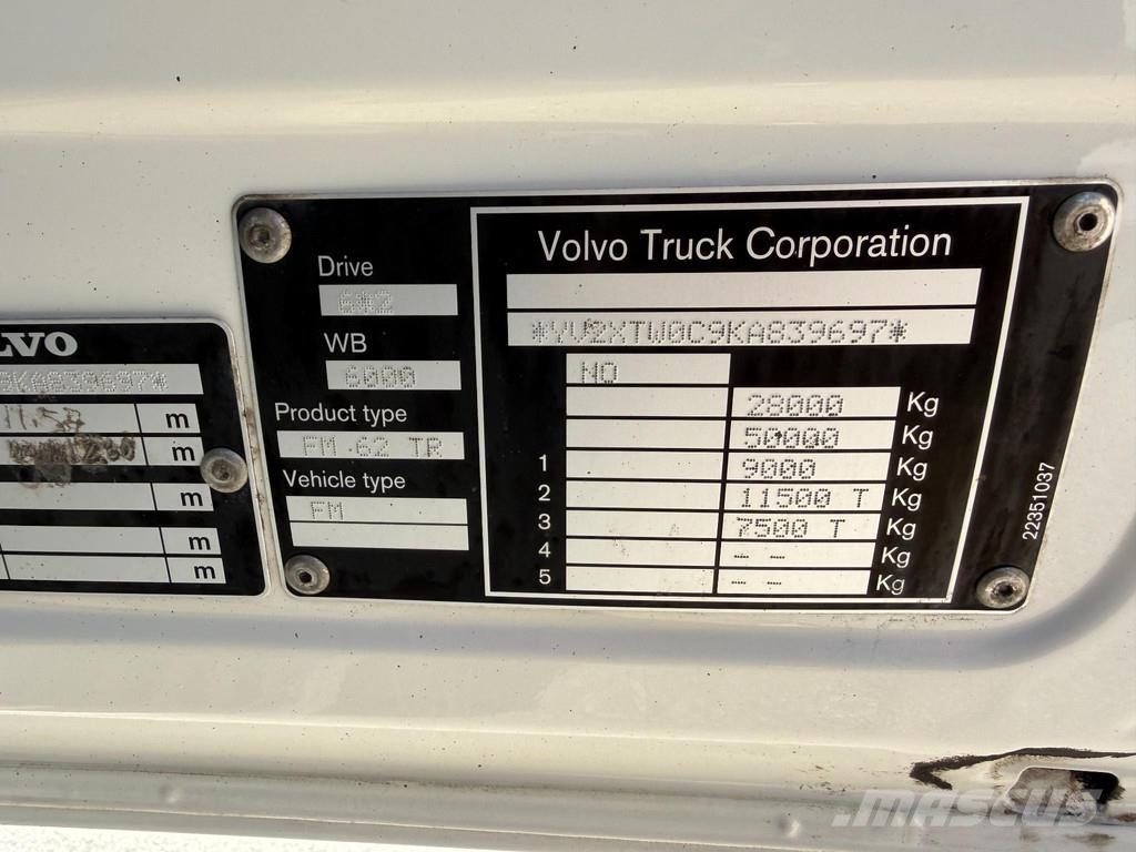Volvo FM420 6X2*4 EURO6 + CARRIER SUPRA 850 شاحنات بدرجة حرارة قابلة للضبط