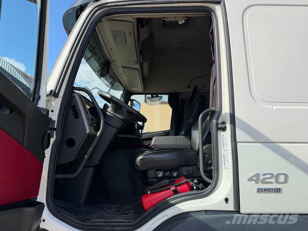 Volvo FM420 6X2*4 EURO6 + CARRIER SUPRA 850 شاحنات بدرجة حرارة قابلة للضبط