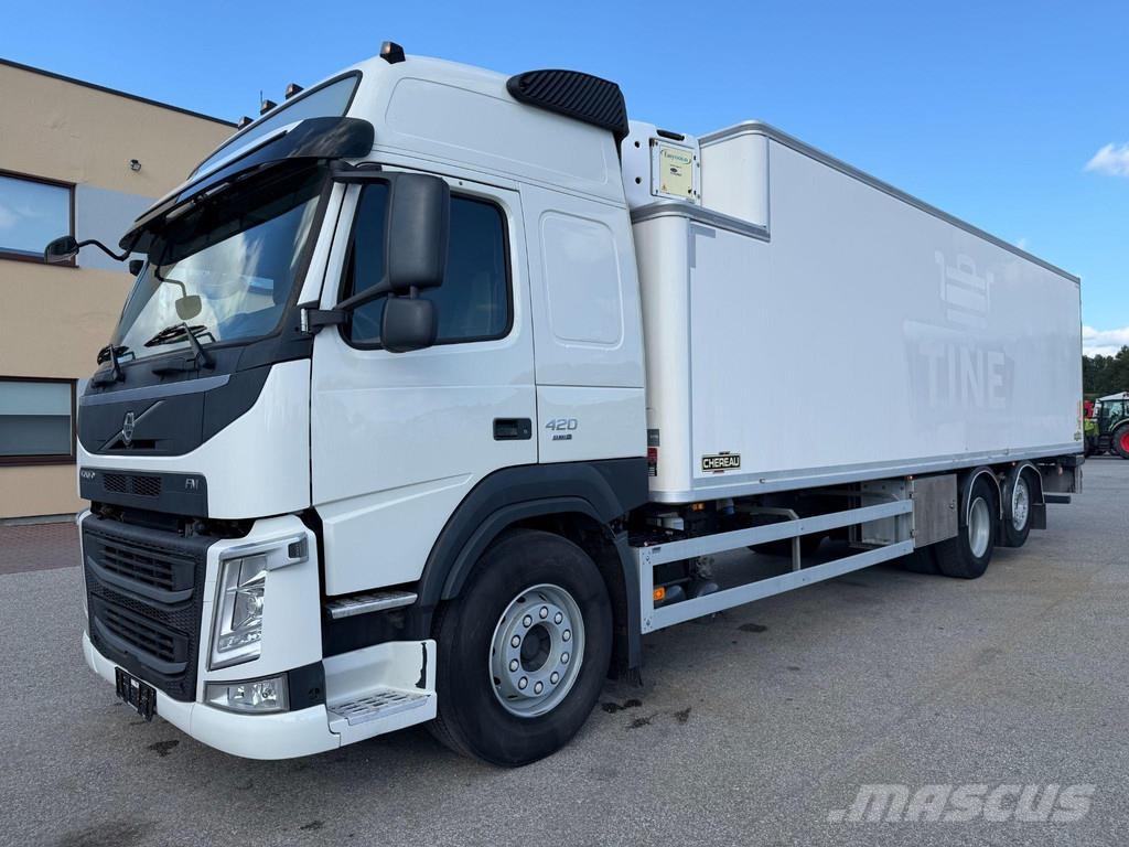 Volvo FM420 6X2*4 EURO6 + CARRIER SUPRA 850 شاحنات بدرجة حرارة قابلة للضبط