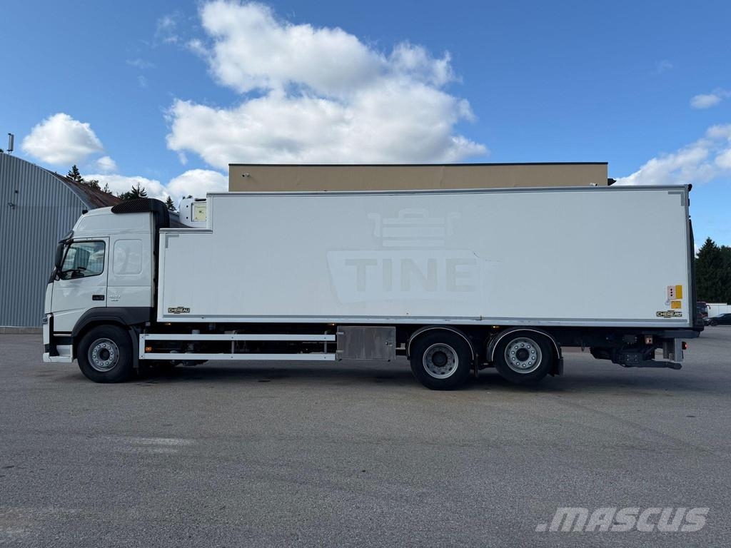 Volvo FM420 6X2*4 EURO6 + CARRIER SUPRA 850 شاحنات بدرجة حرارة قابلة للضبط