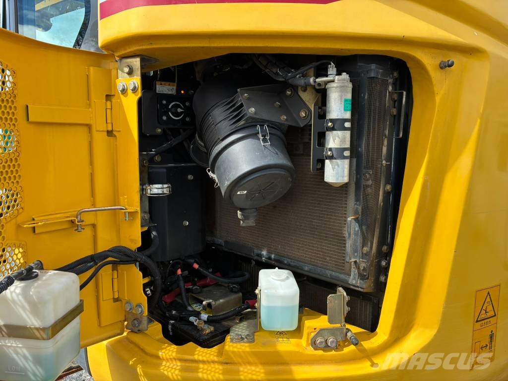 Sumitomo SH125X-7 Excavadoras sobre orugas