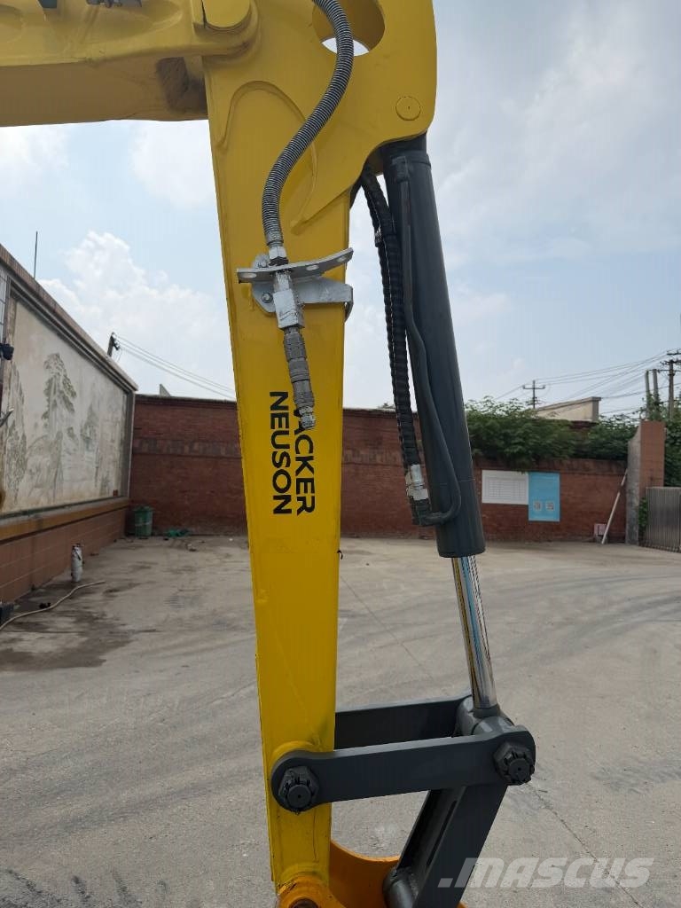 Wacker Neuson 6003 小型挖掘机