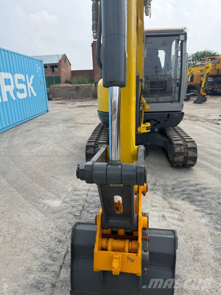 Wacker Neuson 6003 小型挖掘机