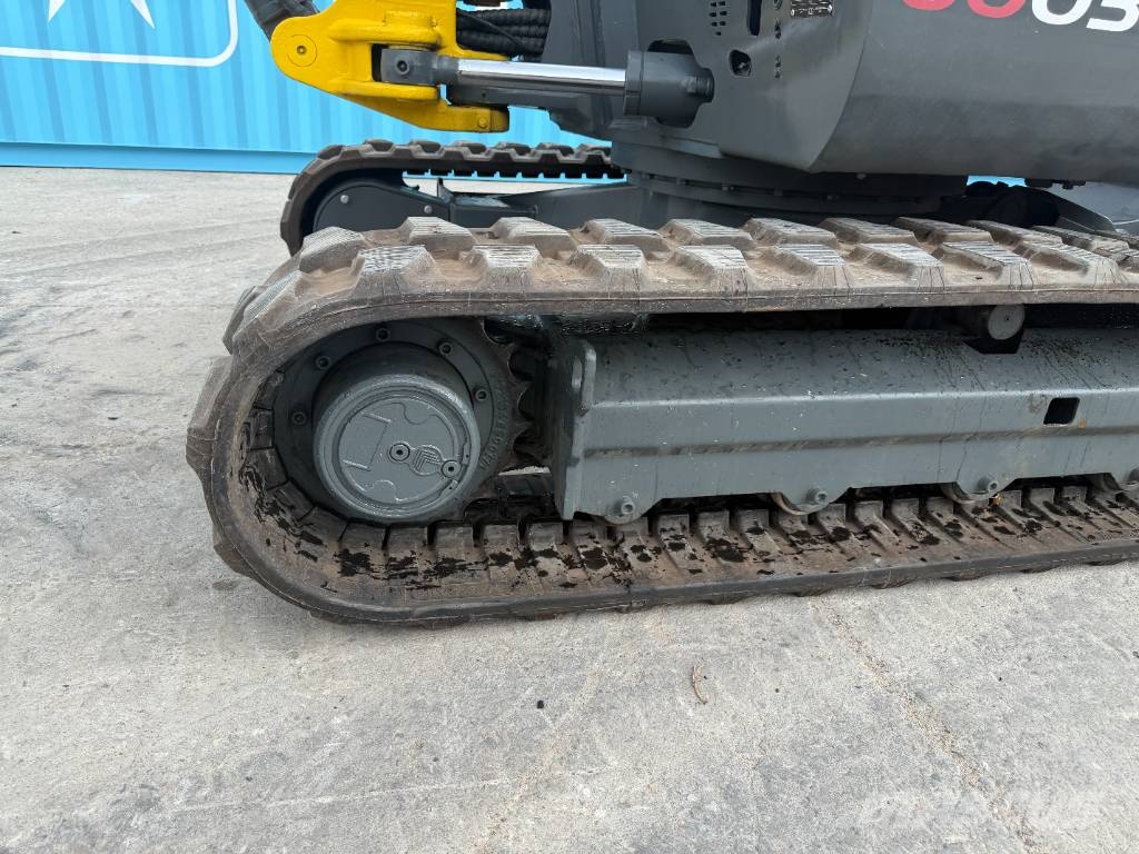 Wacker Neuson 6003 小型挖掘机