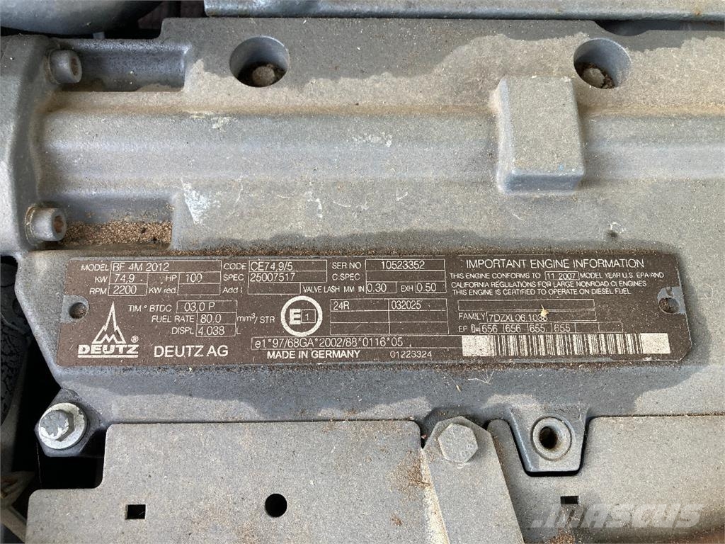 Deutz-Fahr AGROVECTOR 30.7 Verreikers